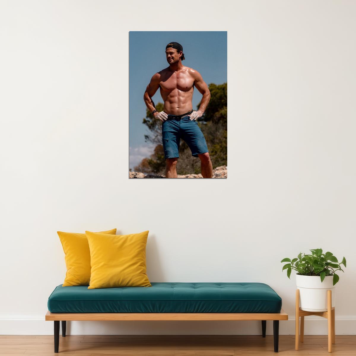Chris Hemsworth Shirtless Muscular Body Photo Print Hollywood Celebrity Poster Handsome Man Wall Art Hot Male Aesthetic Decor for Bedroom Living Space - xonomax