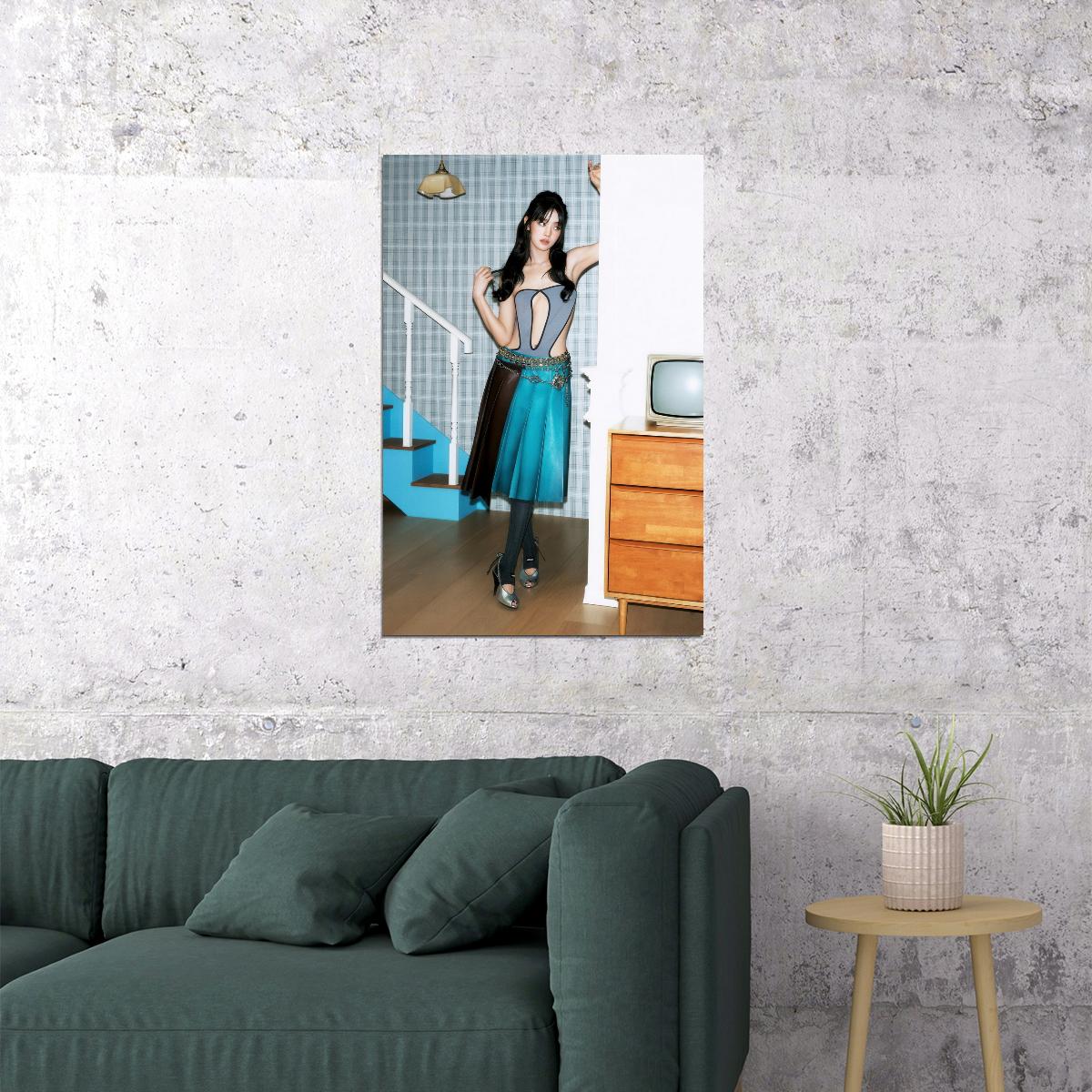 (G)I-Dle Minnie Fashion Photo Print K-Pop Home Decor For Living Room Aesthetic Kpop Female Girl Group