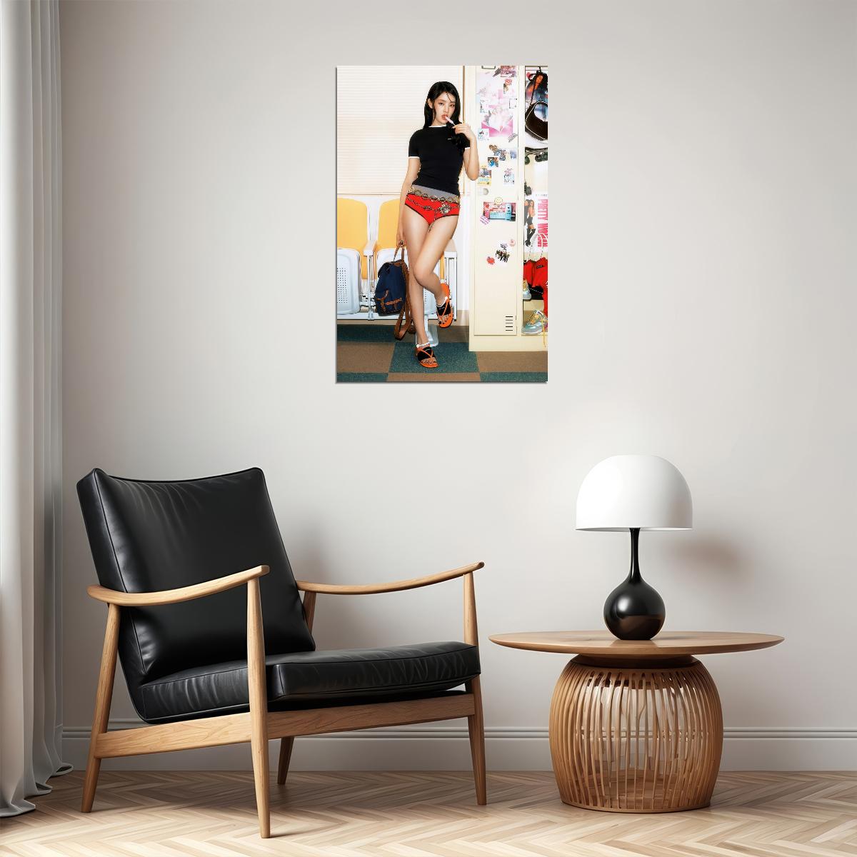 (G)I-Dle Minnie Fashion Photo Print K-Pop Home Decor For Living Room Aesthetic Kpop Female Girl Group