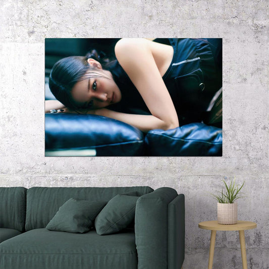 Chungha Alivio Poster Album Concept Photo Print K-Pop Home Decor For Living Room Aesthetic Kpop Female Girl Group - xonomax