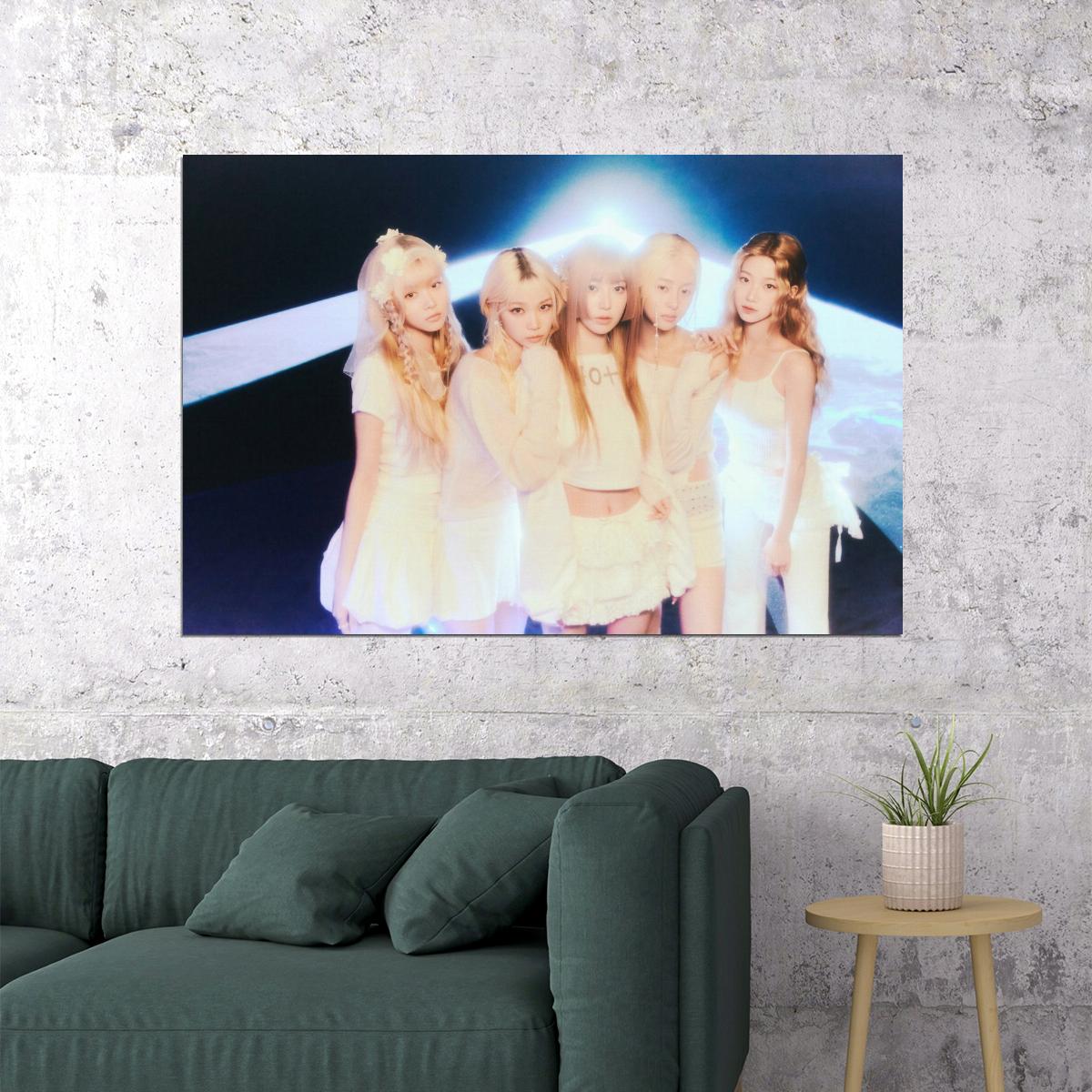 Le Sserafim Hot Album Poster Bleached Aura Concept Photo Print K-Pop Home Decor For Living Room Aesthetic Kpop Female Girl Group - xonomax