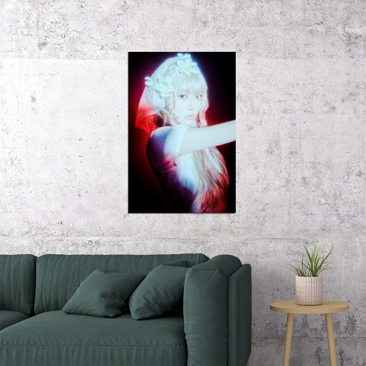 Le Sserafim Hong Eunchae Poster Hot Album Bleached Aura Concept Photo Print K-Pop Home Decor For Living Room Aesthetic Kpop Female Girl Group - xonomax