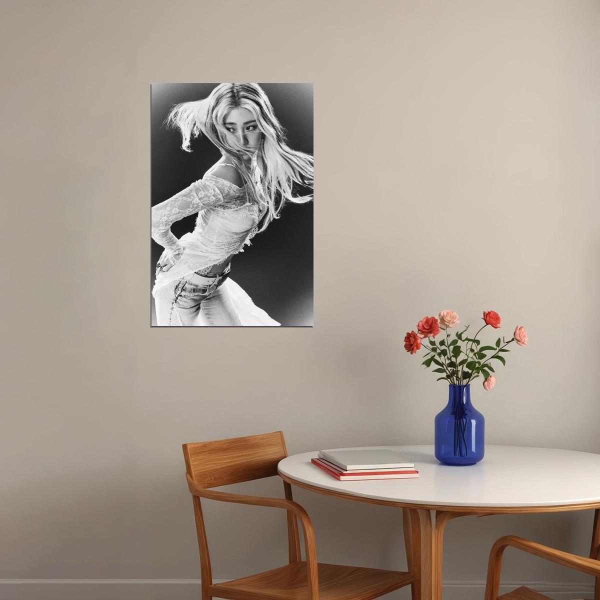 Le Sserafim Huh Yunjin Poster Hot Album Drenched Vetiver Concept Photo Print K-Pop Home Decor For Living Room Aesthetic Kpop Female Girl Group
