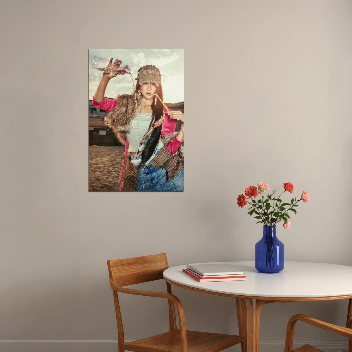 Le Sserafim Huh Yunjin Poster Hot Album Tanned Guaiac Concept Photo Print K-Pop Home Decor For Living Room Aesthetic Kpop Female Girl Group