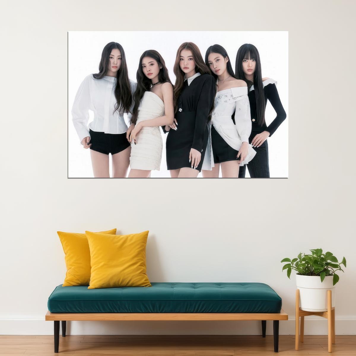 Meovv Poster Fashion Group Photo Print K-Pop Home Decor For Living Room Aesthetic Kpop Female Girl Group
