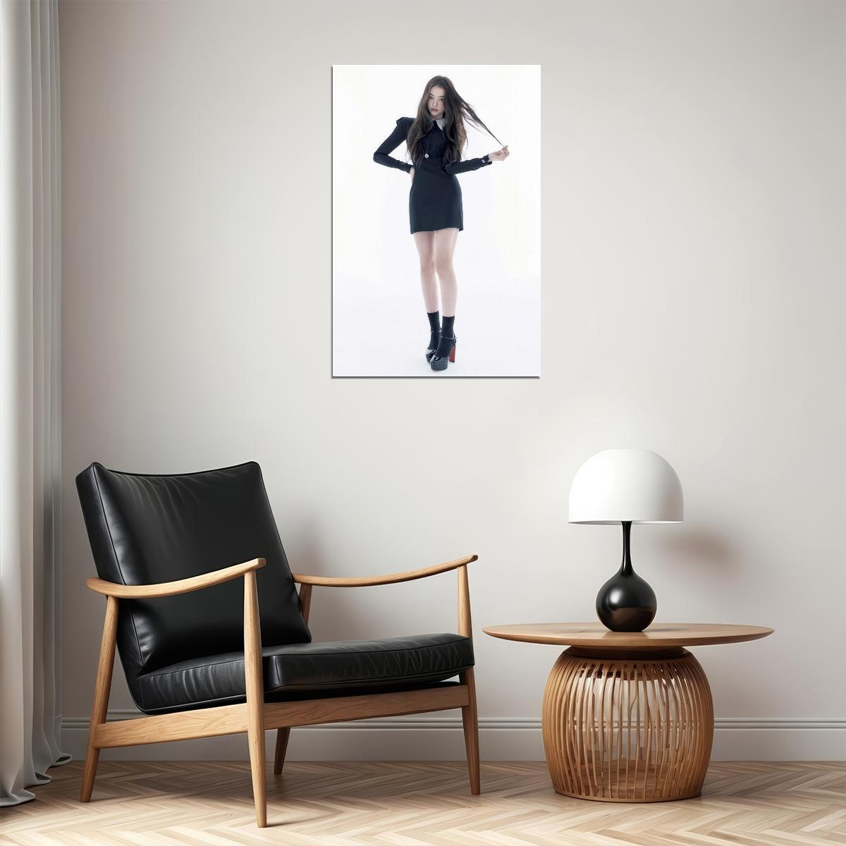 Meovv Poster Fashion Group Photo Print K-Pop Home Decor For Living Room Aesthetic Kpop Female Girl Group