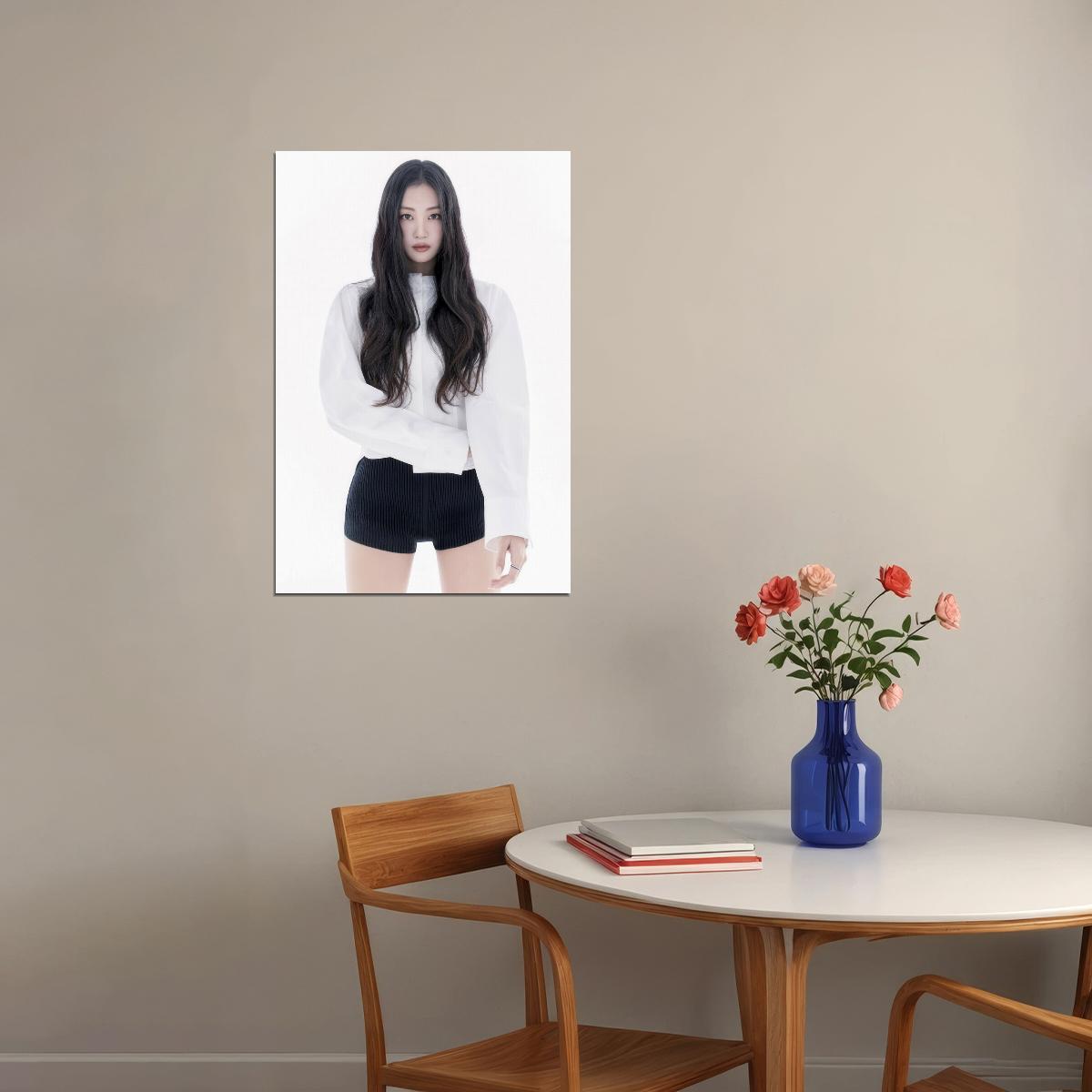 Meovv Poster Fashion Group Photo Print K-Pop Home Decor For Living Room Aesthetic Kpop Female Girl Group