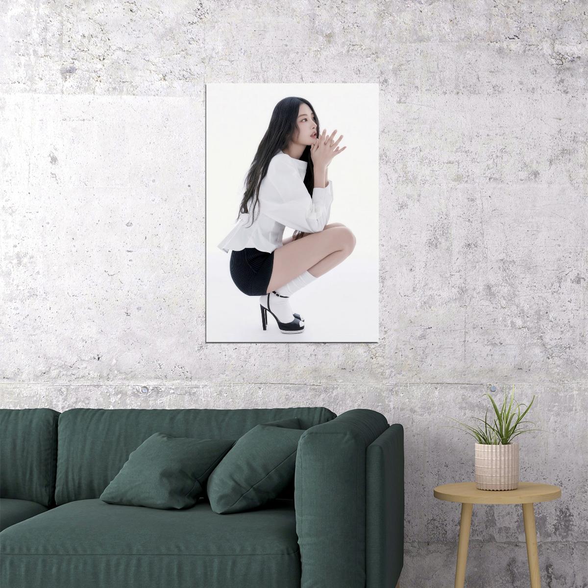 Meovv Poster Fashion Group Photo Print K-Pop Home Decor For Living Room Aesthetic Kpop Female Girl Group