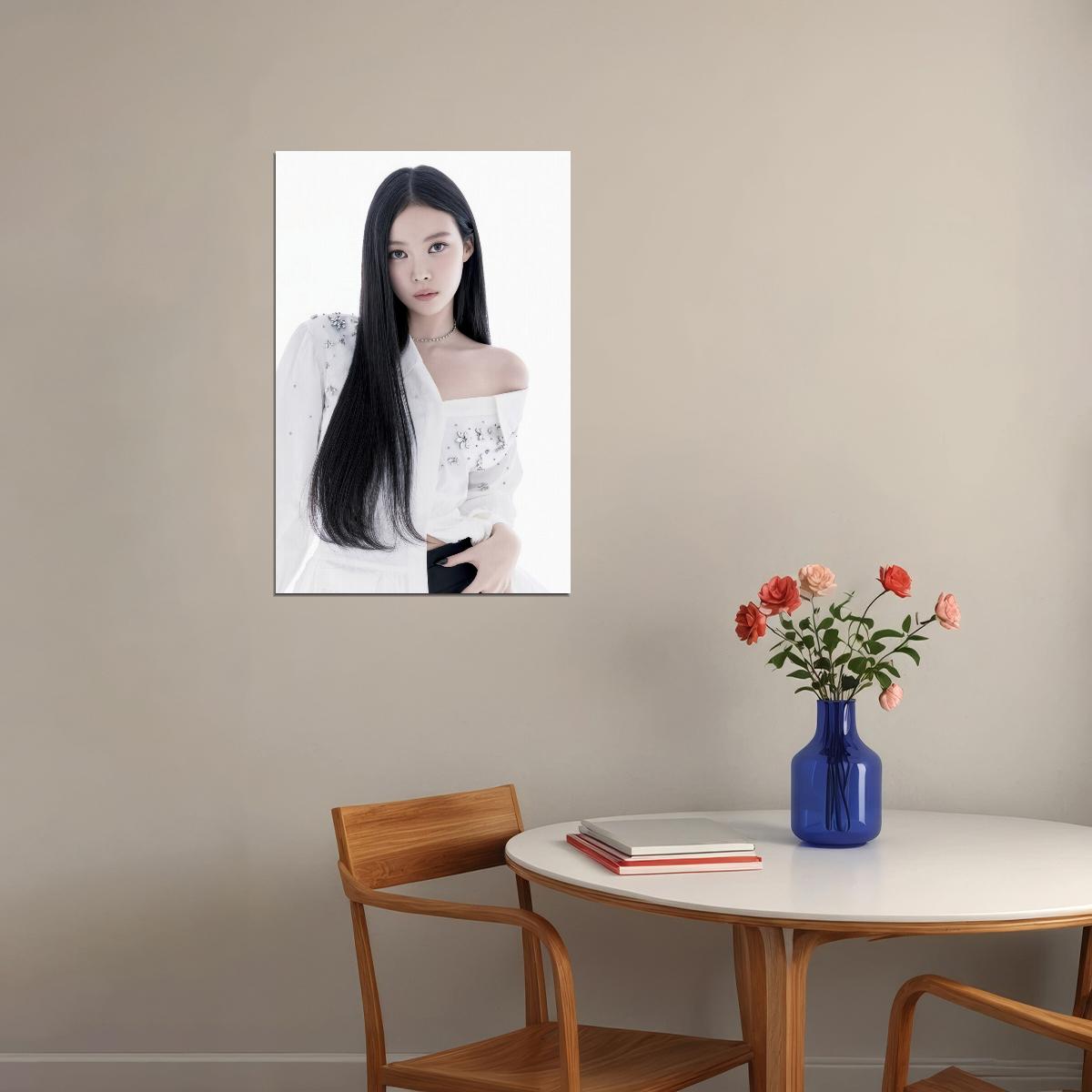 Meovv Poster Fashion Group Photo Print K-Pop Home Decor For Living Room Aesthetic Kpop Female Girl Group