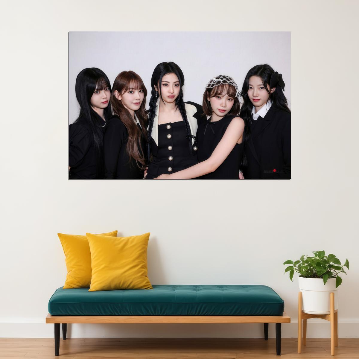 Le Sserafim Poster Group Photo Print K-Pop Home Decor For Living Room Aesthetic Kpop Female Girl Group - xonomax