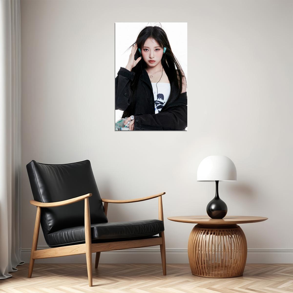 Rescene Liv Poster Glow Up Album Me Concept Photo Print K-Pop Home Decor For Living Room Aesthetic Kpop Female Girl Group