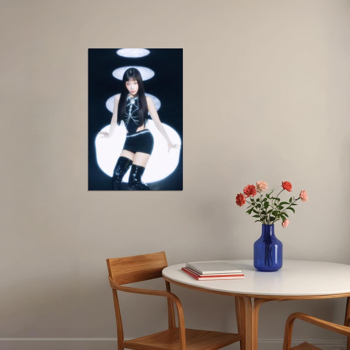 Stayc 2025 Tour Poster Stay Tuned In Seoul Concept Photo Print K-Pop Home Decor For Living Room Aesthetic Kpop Female Girl Group - xonomax