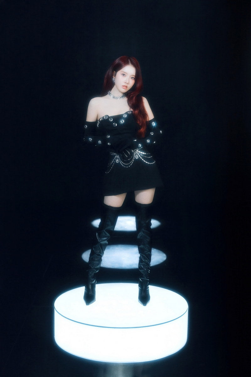 Stayc 2025 Tour Poster Stay Tuned In Seoul Concept Photo Print K-Pop Home Decor For Living Room Aesthetic Kpop Female Girl Group - xonomax