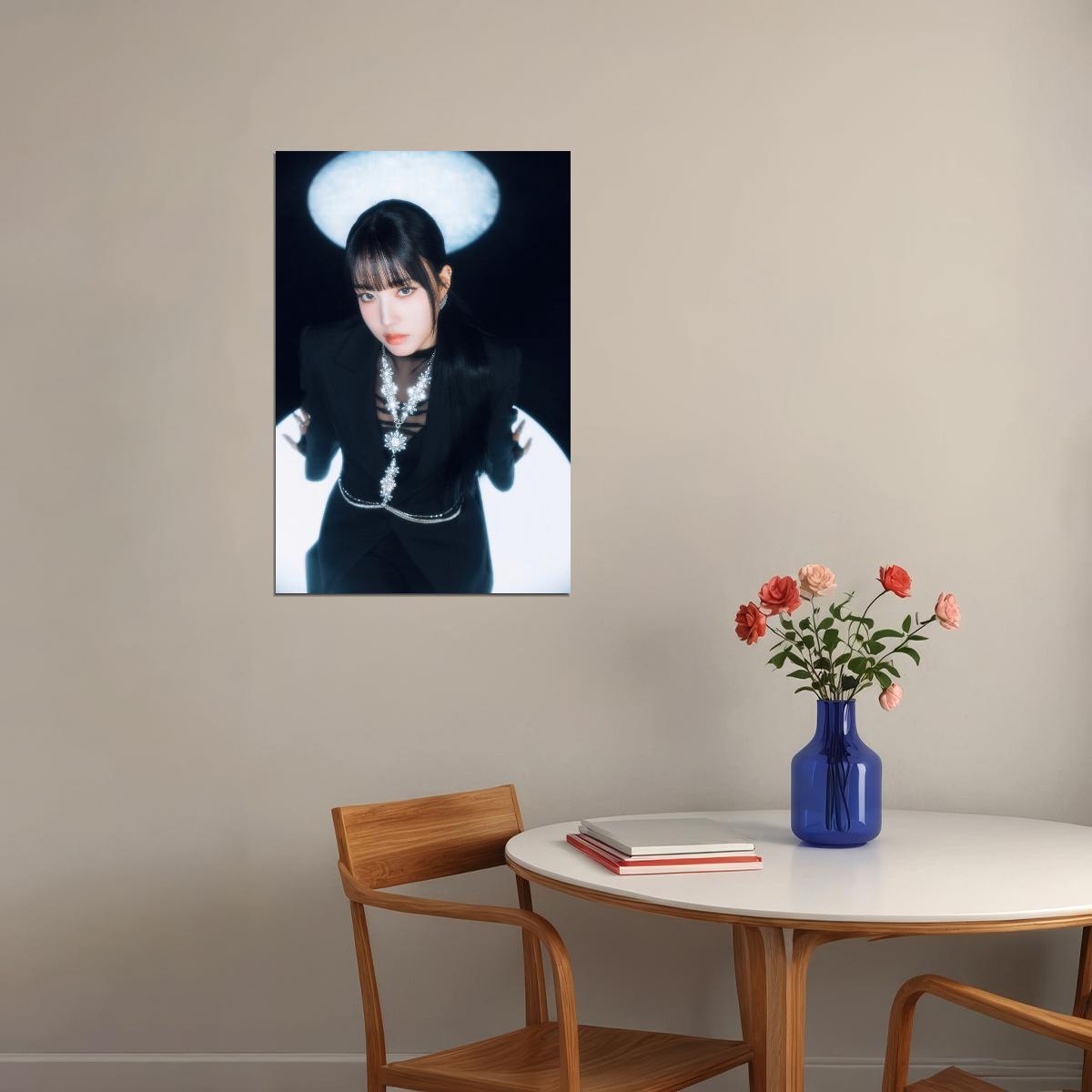 Stayc 2025 Tour Poster Stay Tuned In Seoul Concept Photo Print K-Pop Home Decor For Living Room Aesthetic Kpop Female Girl Group - xonomax