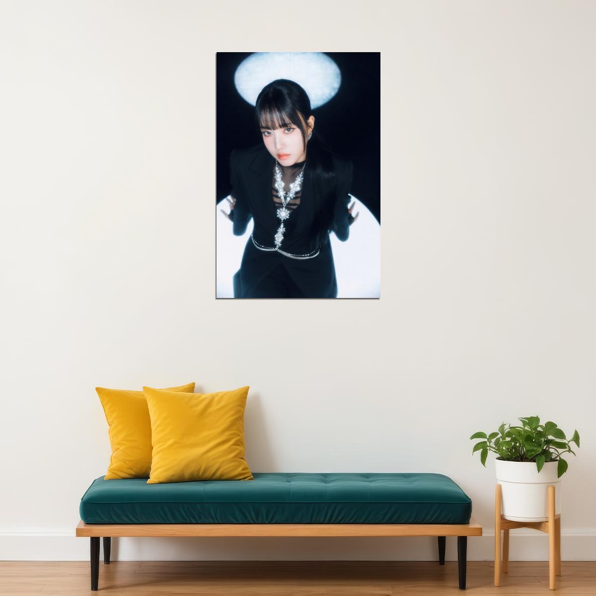 Stayc 2025 Tour Poster Stay Tuned In Seoul Concept Photo Print K-Pop Home Decor For Living Room Aesthetic Kpop Female Girl Group - xonomax
