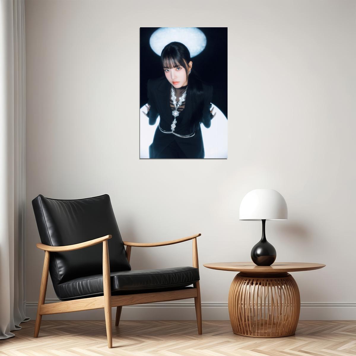 Stayc 2025 Tour Poster Stay Tuned In Seoul Concept Photo Print K-Pop Home Decor For Living Room Aesthetic Kpop Female Girl Group - xonomax