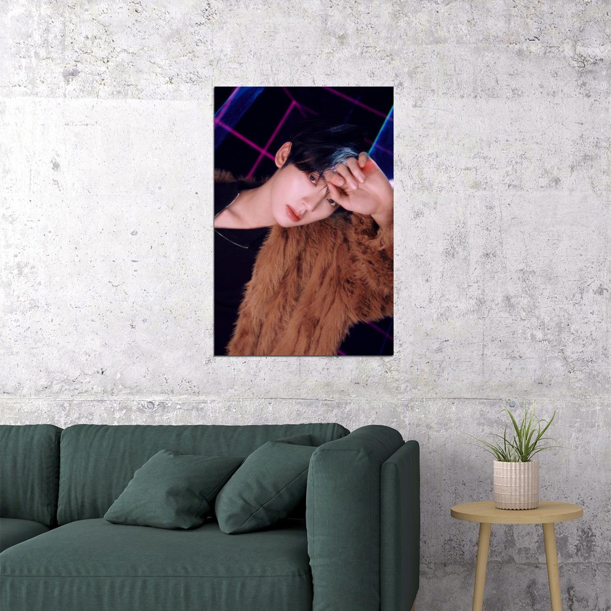 Zerobaseone Zb1 Han Yujin Poster Blue Paradise Album Seek Concept Photo Print K-Pop Home Decor For Living Room Aesthetic Kpop Male Boys Group Boy Band - xonomax