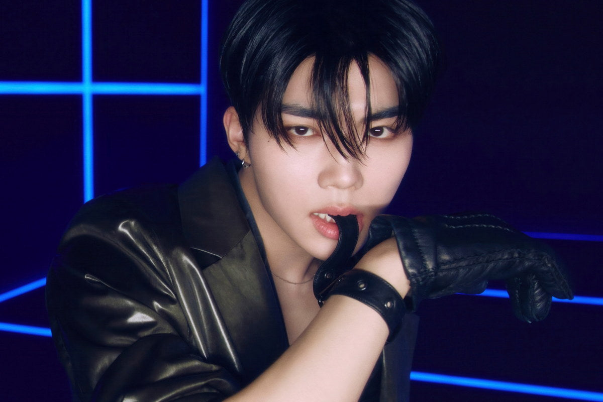 Zerobaseone Zb1 Park Gunwook Poster Blue Paradise Album Seek Concept Photo Print K-Pop Home Decor For Living Room Aesthetic Kpop Male Boys Group Boy Band - xonomax