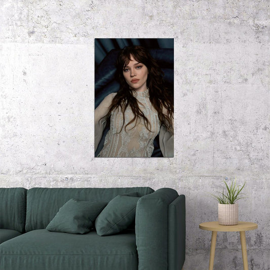 Sophie Thatcher Celebrity Posters for Room Aesthetic Famous Actress Photo Print Wall Art - xonomax
