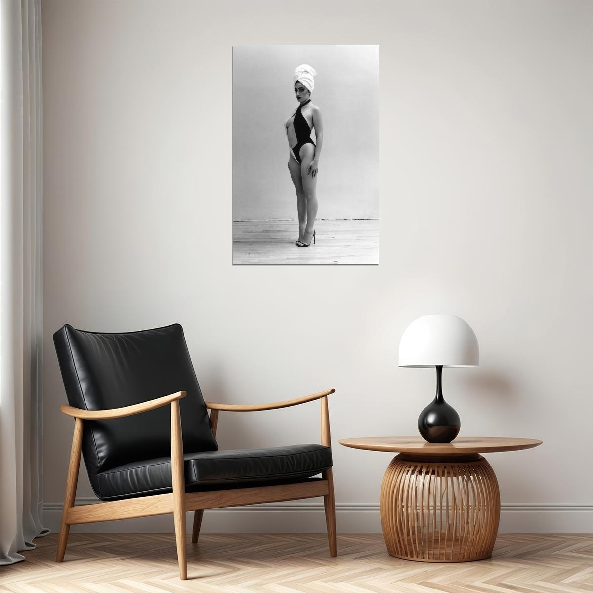 Rachel Sennott Sexy Celebrity Posters for Room Aesthetic Famous Actress Black and White Photo Print Wall Art - xonomax