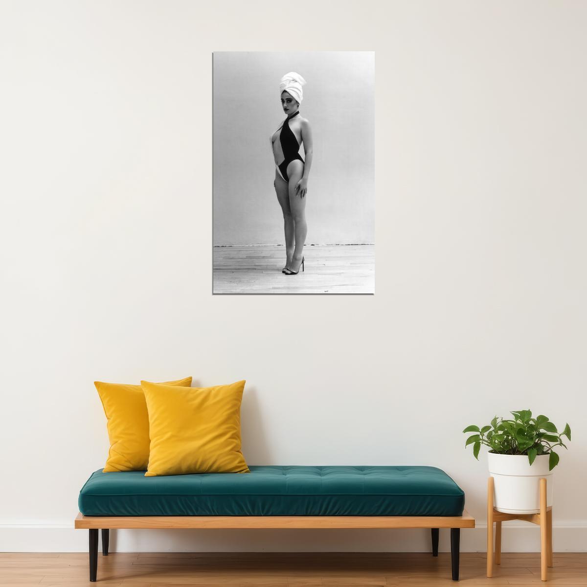 Rachel Sennott Sexy Celebrity Posters for Room Aesthetic Famous Actress Black and White Photo Print Wall Art - xonomax