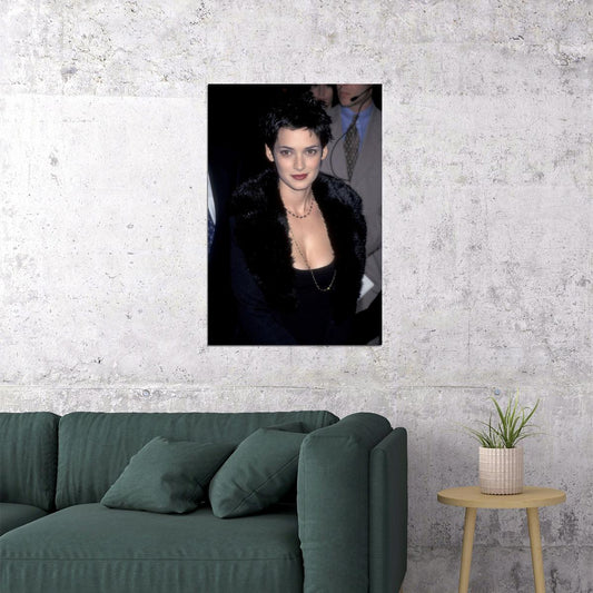 Winona Ryder Young 90s Poster for Room Aesthetic Celebrity Photo Print Grunge Room Decor - xonomax