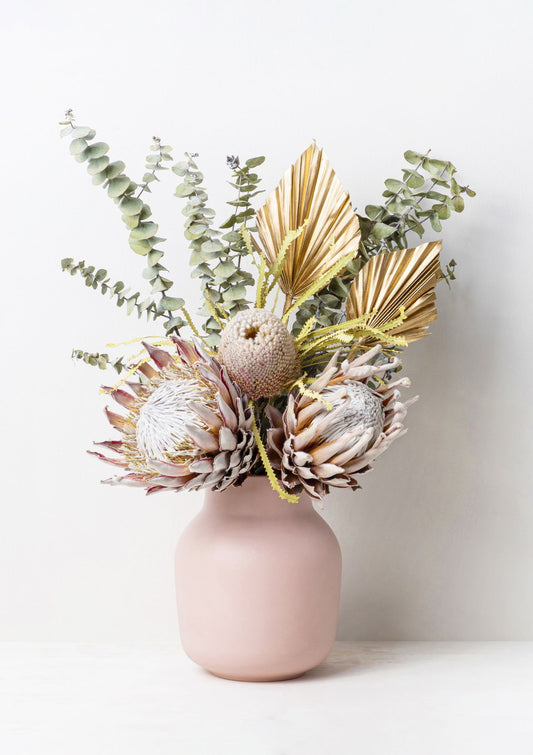 Elegant Dried Flower Bouquet Poster Minimalist Botanical Art Modern Wall Decor Print - xonomax