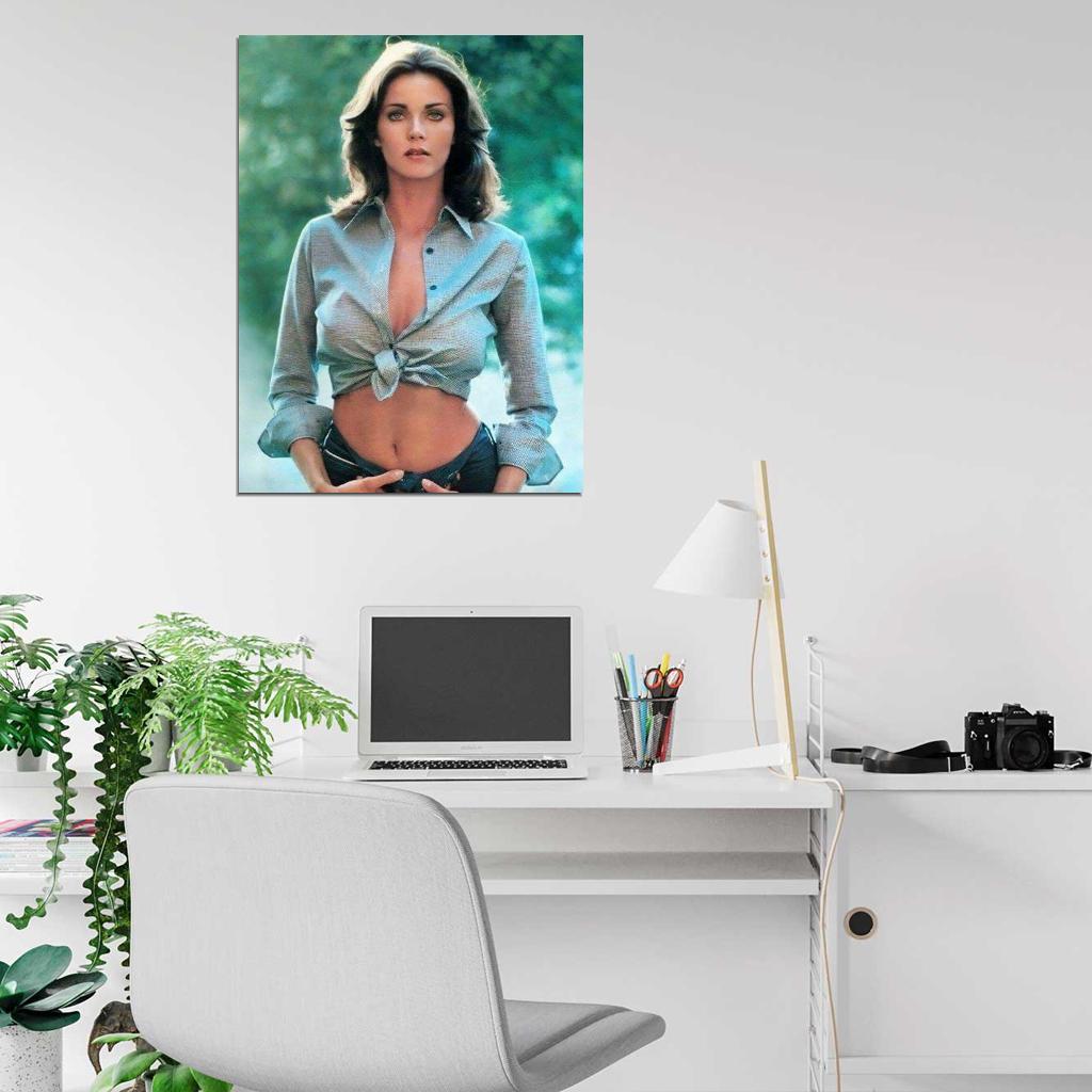 Lynda Carter as Wonder Woman Publicity 70s TV Wall Print Poster