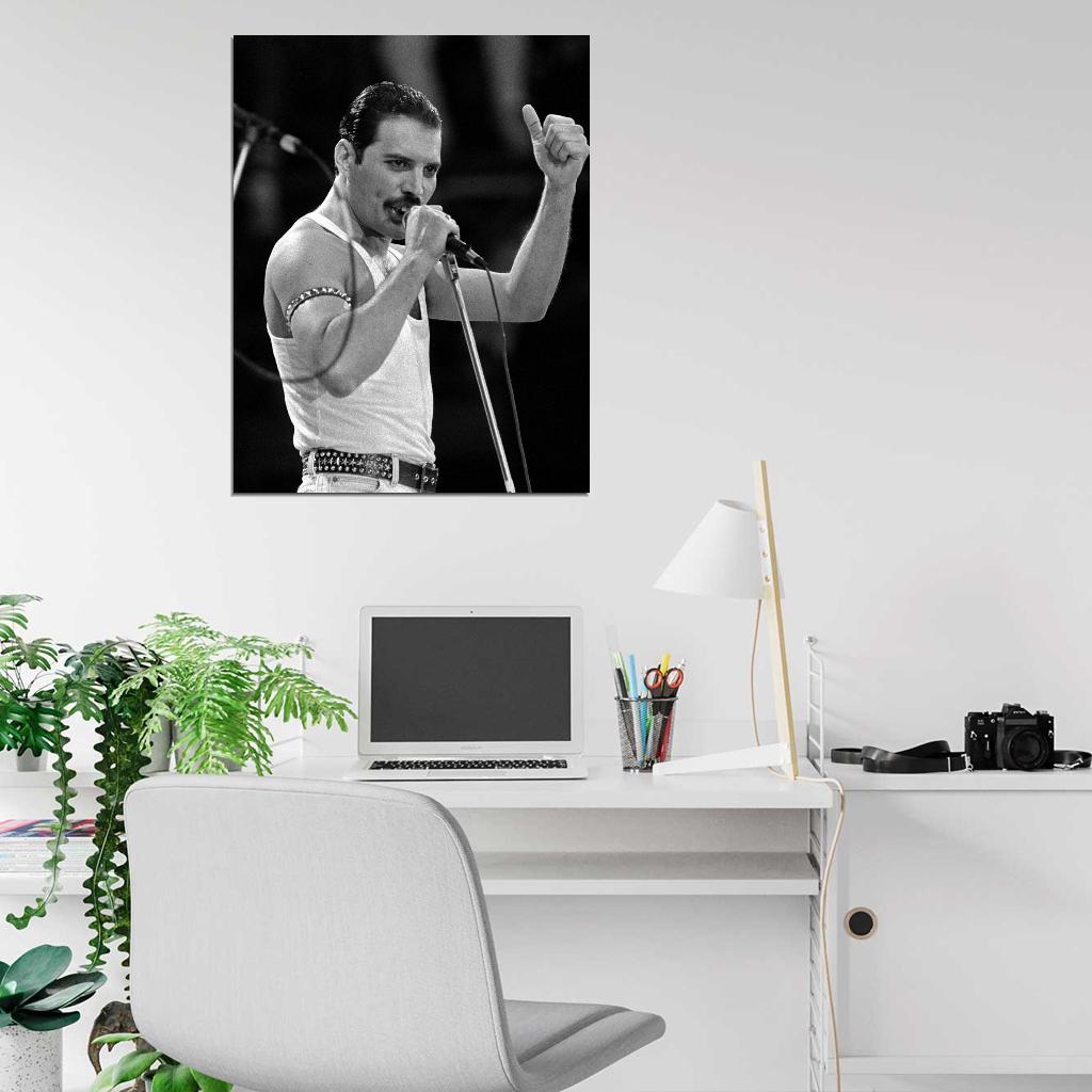 Queen Band Freddie Mercury Thumbs Up Photo Picture DECOR WALL Print POSTER