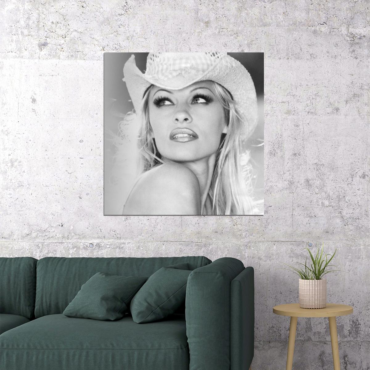 Pamela Anderson Poster Hollywood 80s 90s Actress Icon Model Wall Art