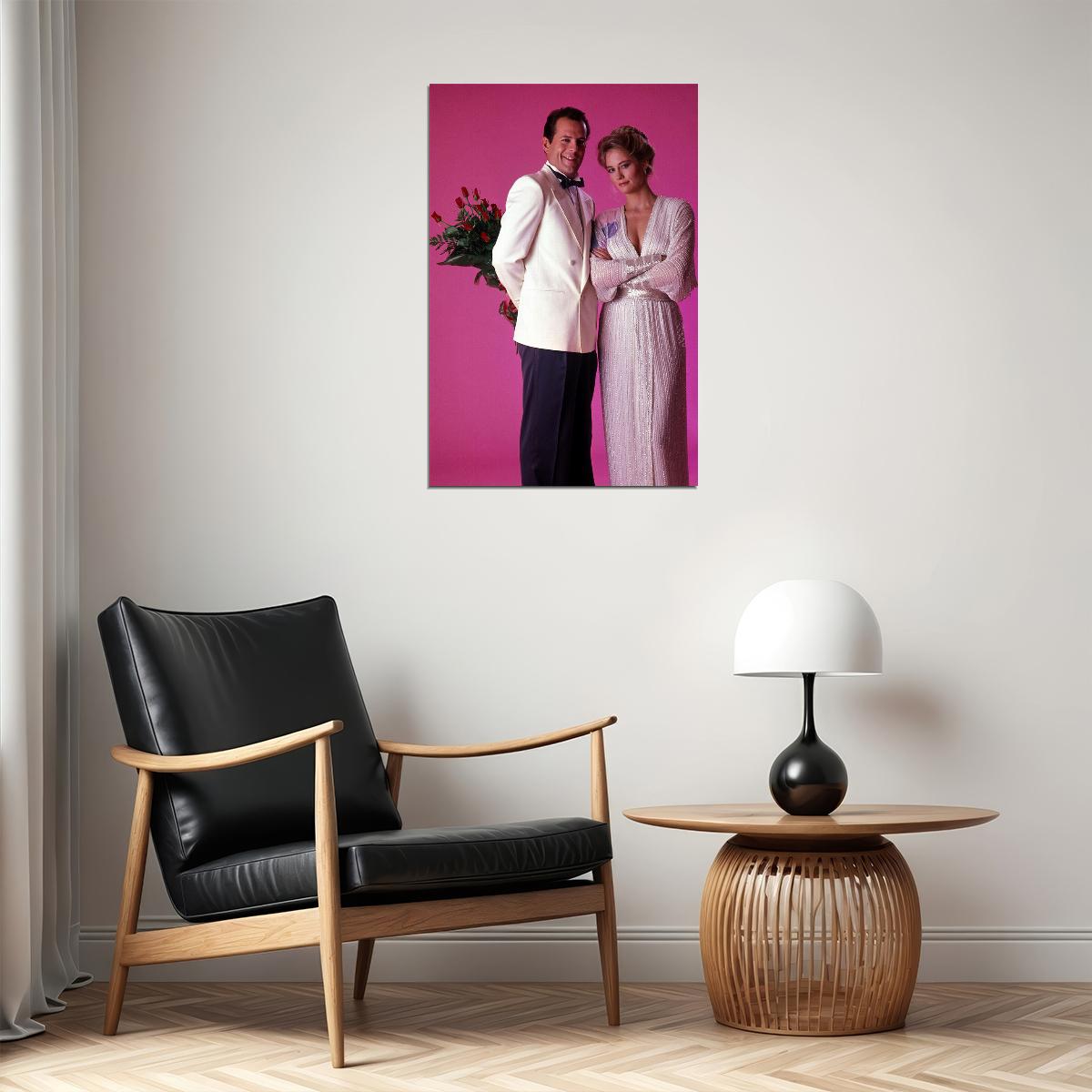 Bruce Willis Cybil Shepherd Moonlighting Movie Poster Wall Art Print Home Wall Decor - xonomax