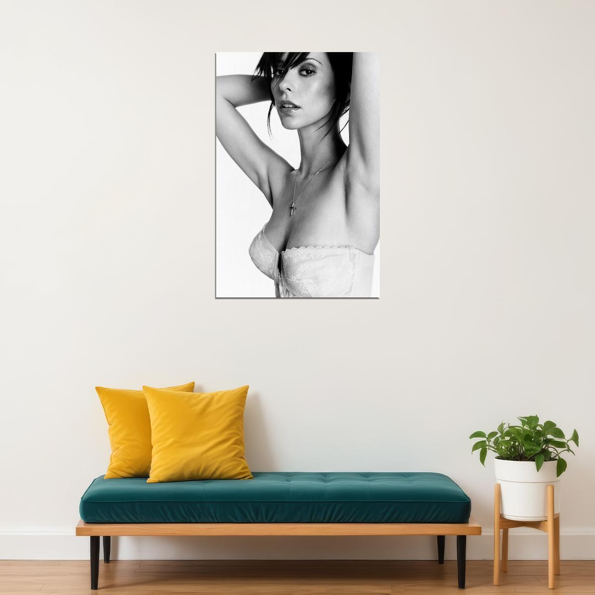 Jennifer Love Hewitt Beautiful Singer And Artist Poster Wall Art Print Home Wall Decor