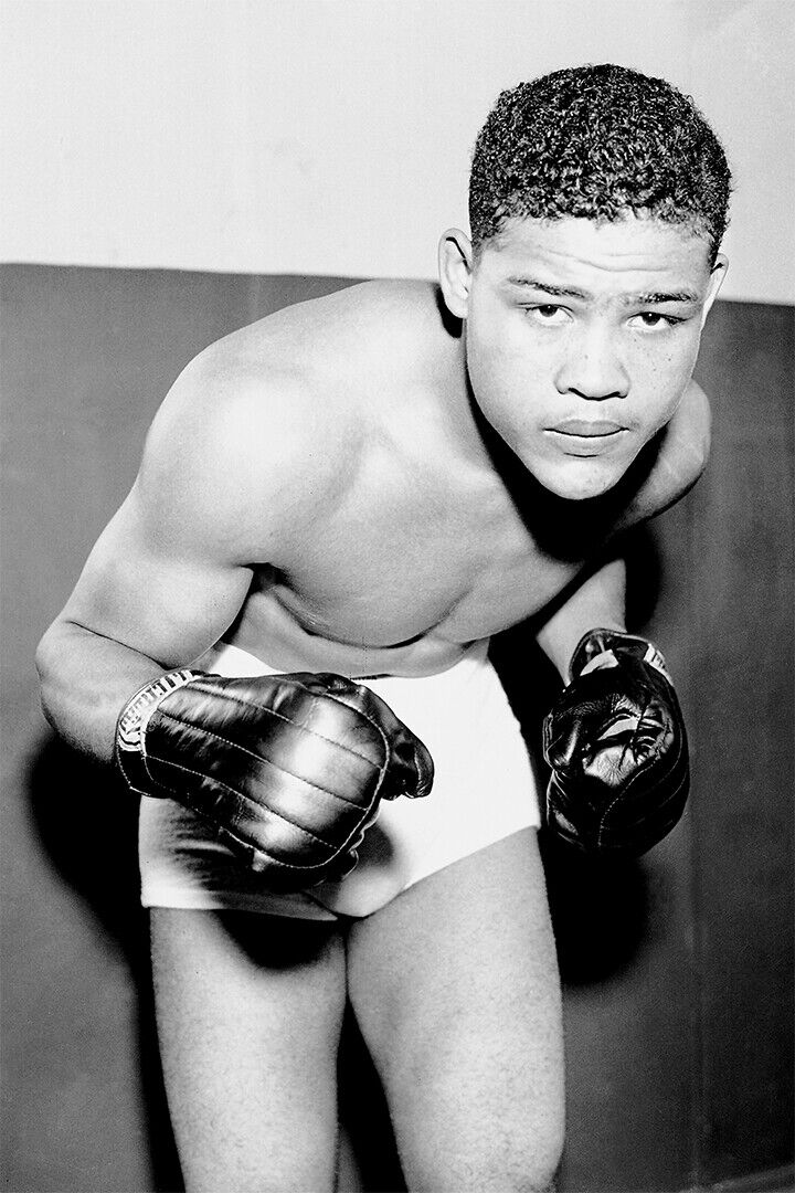 Heavyweight Boxing Champion Joe Louis Saluting The Flag Poster Wall Art Print Home Wall Decor - xonomax