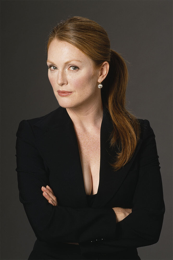 Julianne Moore American Actress Artist Writer Poster Wall Art Print Home Wall Decor - xonomax