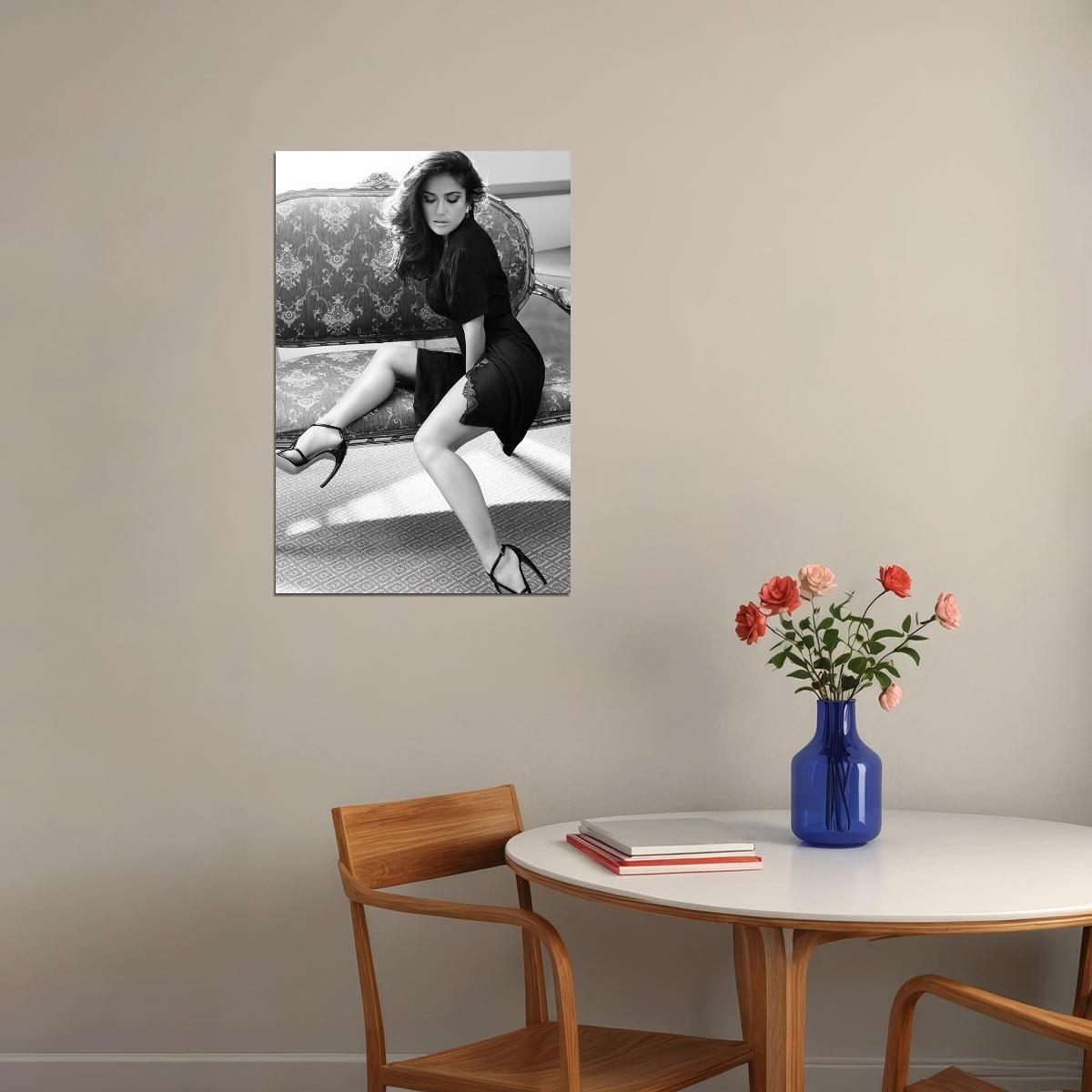 Salma Hayek Mexican-american Filmmaker And Actor Poster Wall Art Print Home Wall Decor