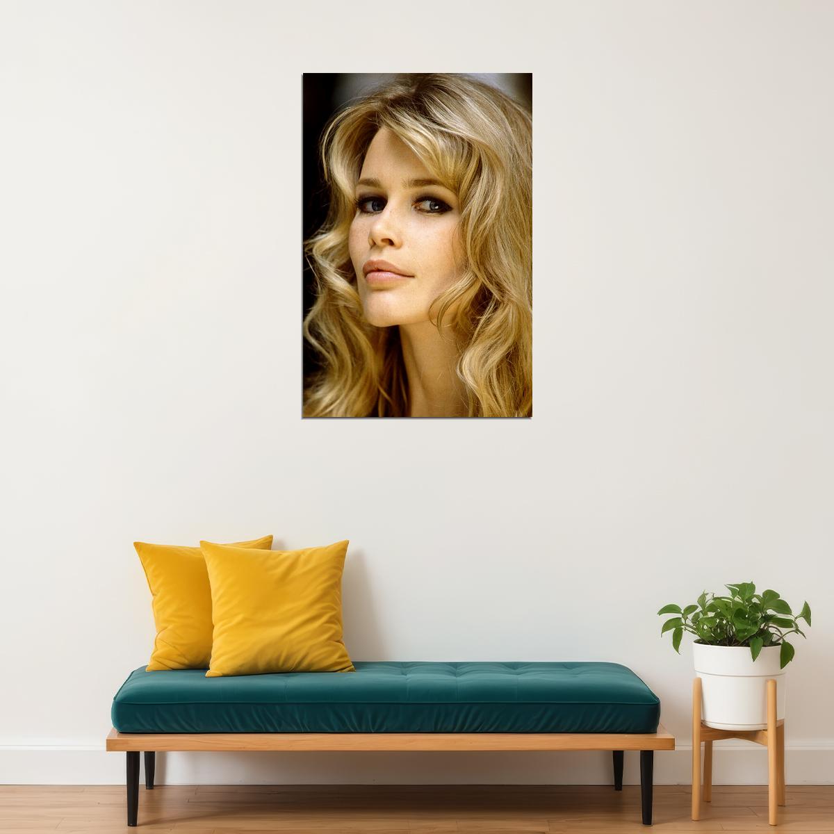 Claudia Schiffer Hot Model Actress Star Poster Wall Art Print Home Wall Decor - xonomax