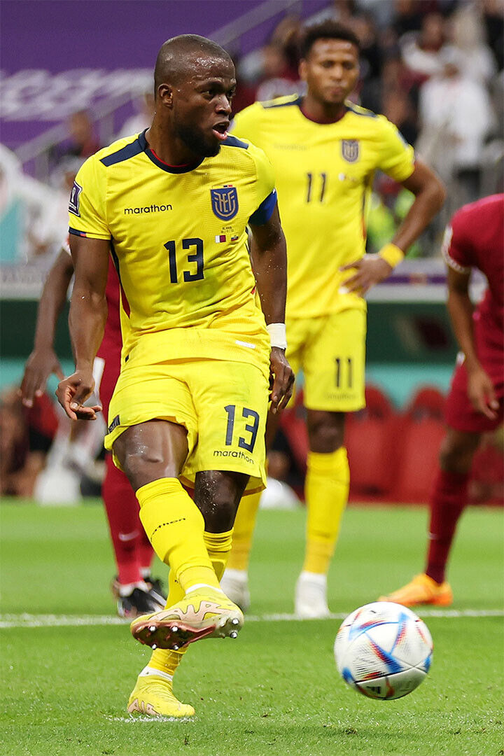 Enner Valencia Ecuador Goal World Soccer Fans 2022 Poster Wall Art Print Home Wall Decor - xonomax