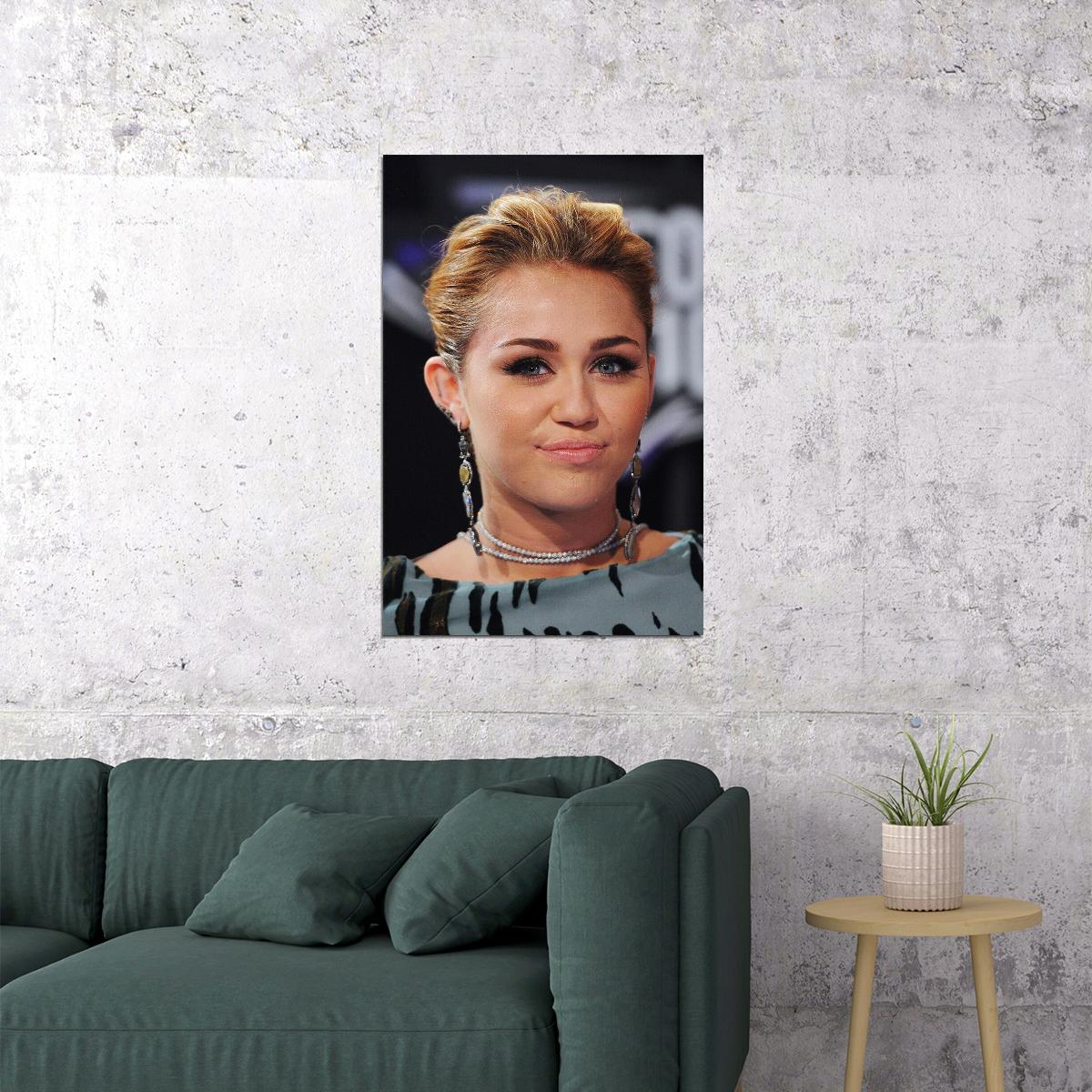 Miley Cyrus Celebrity Singer Actress Star Poster Wall Art Print Home Wall Decor - xonomax