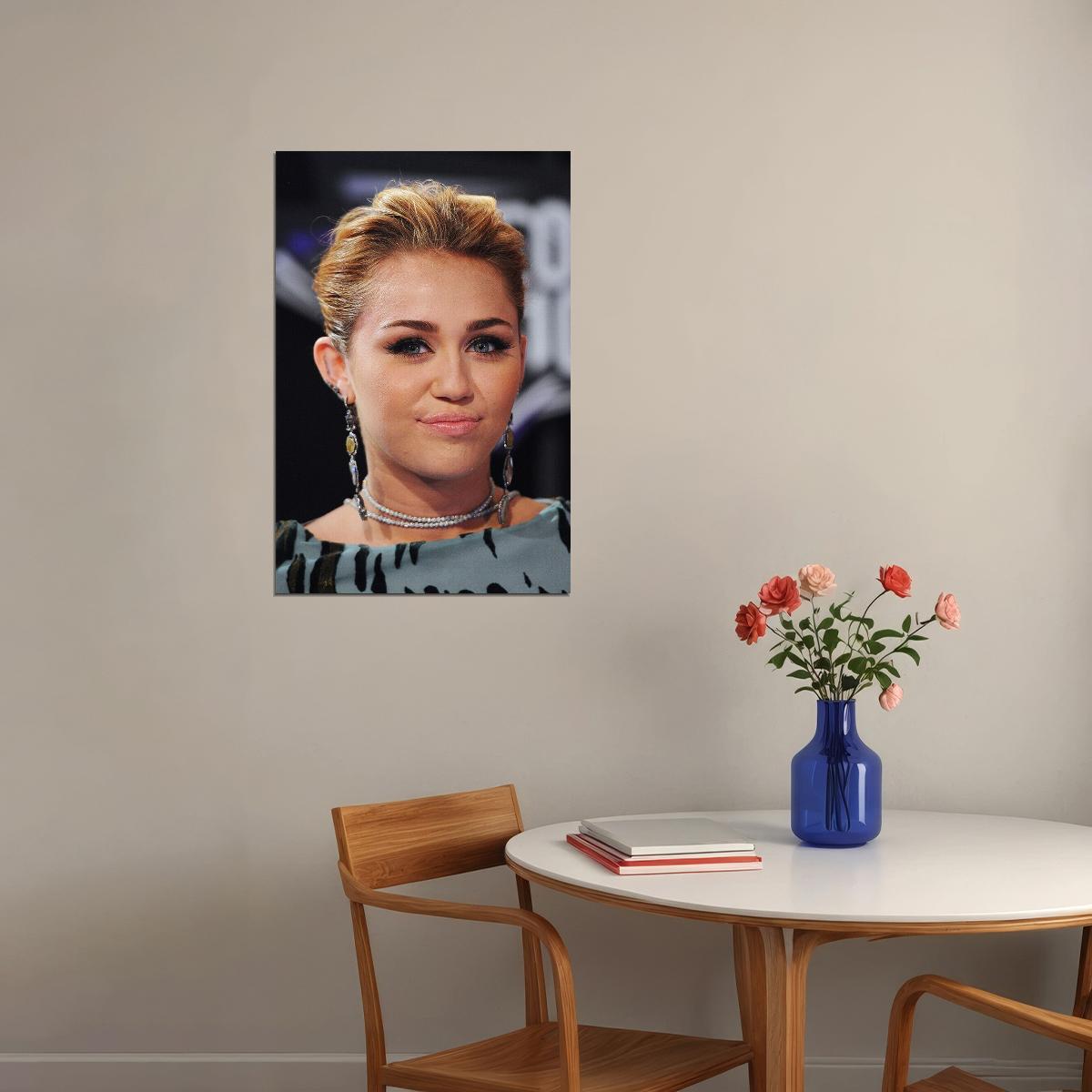 Miley Cyrus Celebrity Singer Actress Star Poster Wall Art Print Home Wall Decor - xonomax