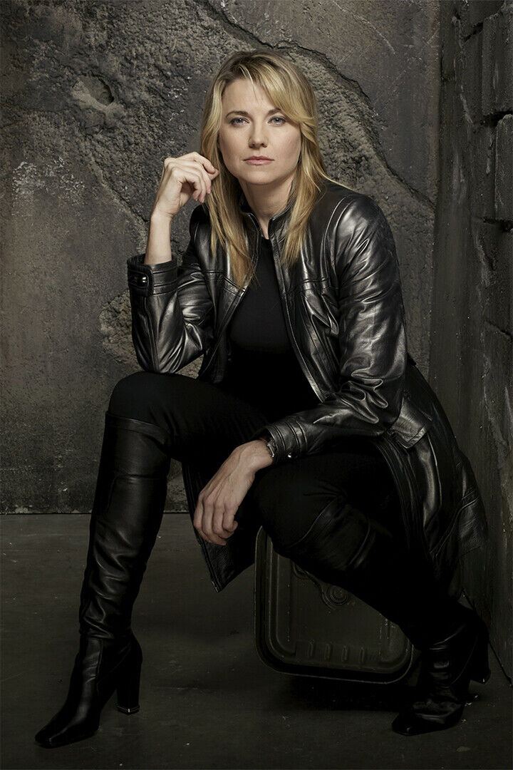 Lucy Lawless Celebrity Movie Actor Singer Star Poster Wall Art Print Home Wall Decor - xonomax