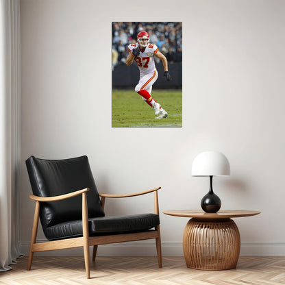 Kansas City Chiefs Travis Kelce On The Field Poster Wall Art Print Home Wall Decor - xonomax