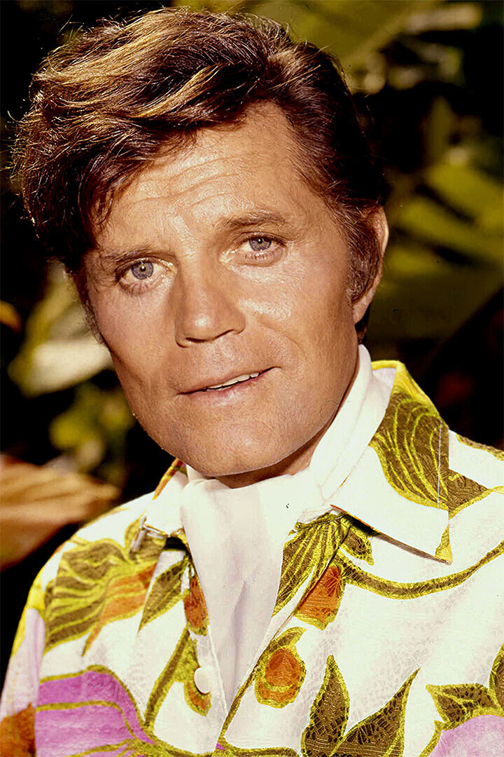 Jack Lord As Det Steve Mcgarrett In Hawaii Five Movie Poster Wall Art Print Home Wall Decor - xonomax