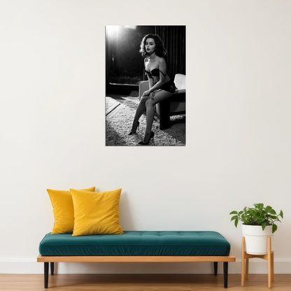Emilia Clarke Sexy Actress Star Model Beauty Poster Wall Art Print Home Wall Decor - xonomax