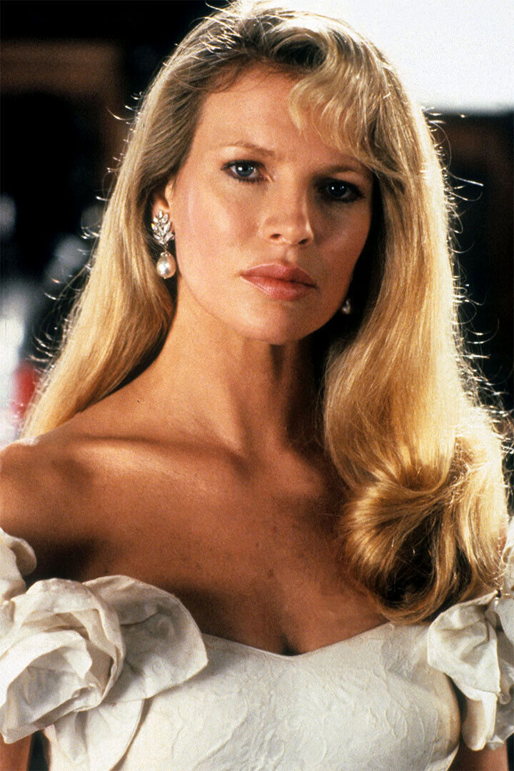 Movie Actress Kim Basinger Posed Beautiful Actor Poster Wall Art Print Home Wall Decor - xonomax