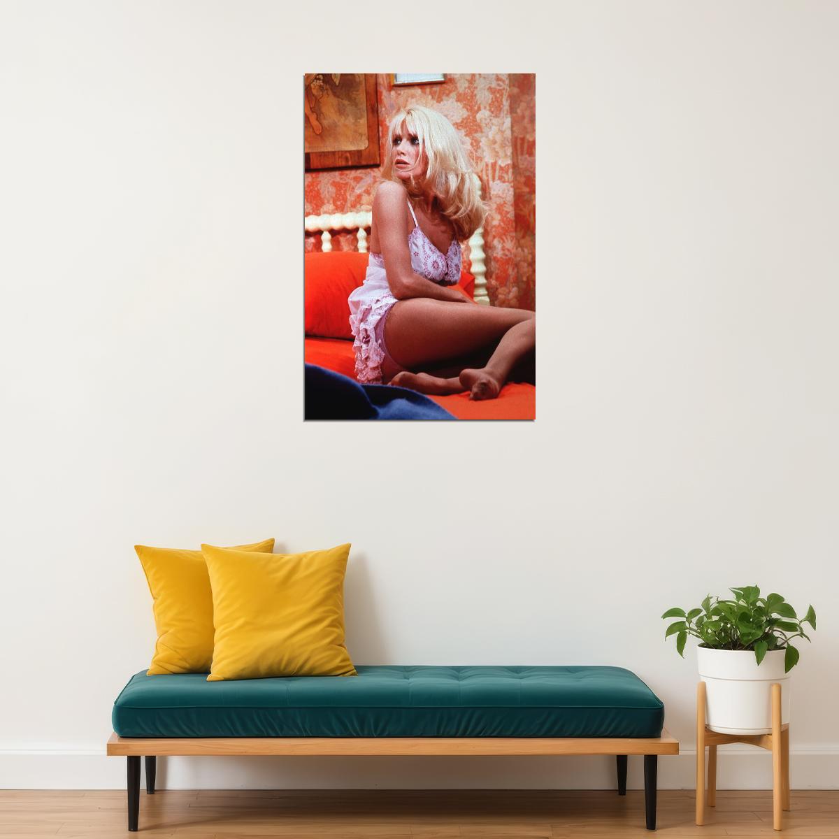 Suzanne Somers Sexy Girl Actress Hot Poster Wall Art Print Home Wall Decor - xonomax