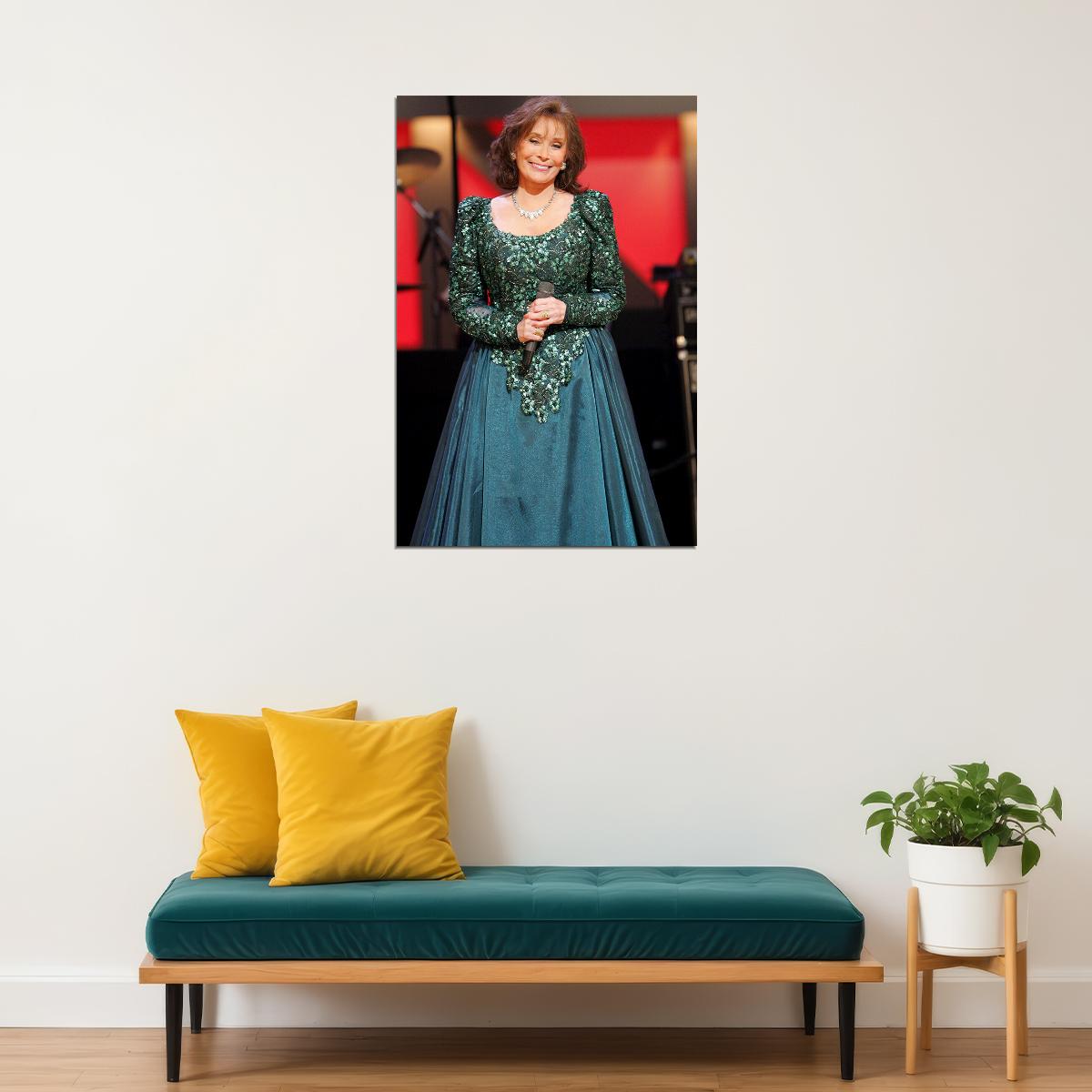 Country Singer Loretta Lynn In Concert Singer Poster Wall Art Print Home Wall Decor - xonomax