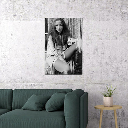Model Penelope Tree In Long Sleeved Blouse Poster Wall Art Print Home Wall Decor - xonomax