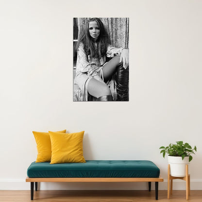 Model Penelope Tree In Long Sleeved Blouse Poster Wall Art Print Home Wall Decor - xonomax