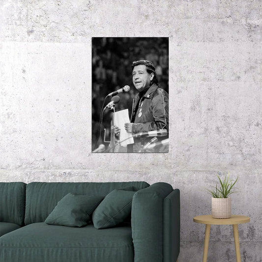 Cesar Chavez Speaking On Grape Boycott Poster Wall Art Print Home Wall Decor - xonomax