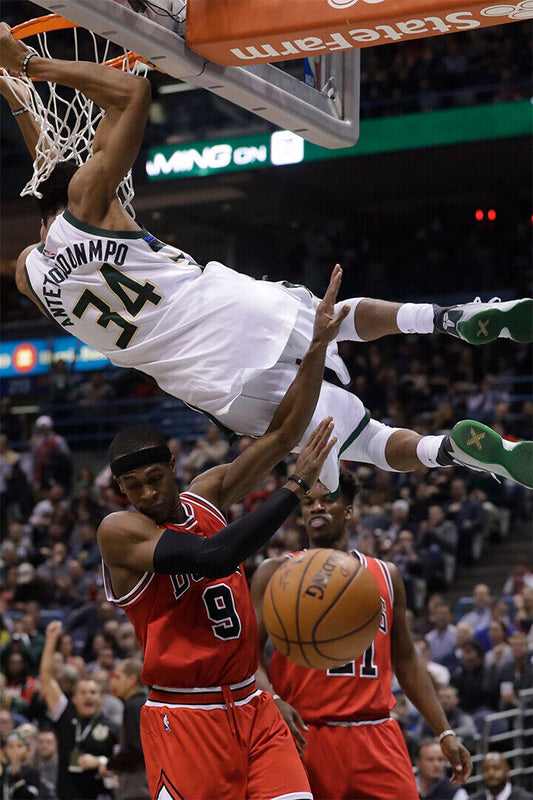 Giannis Antetokounmpo Dunk Milwaukee Basketball Poster Wall Art Print Home Wall Decor - xonomax